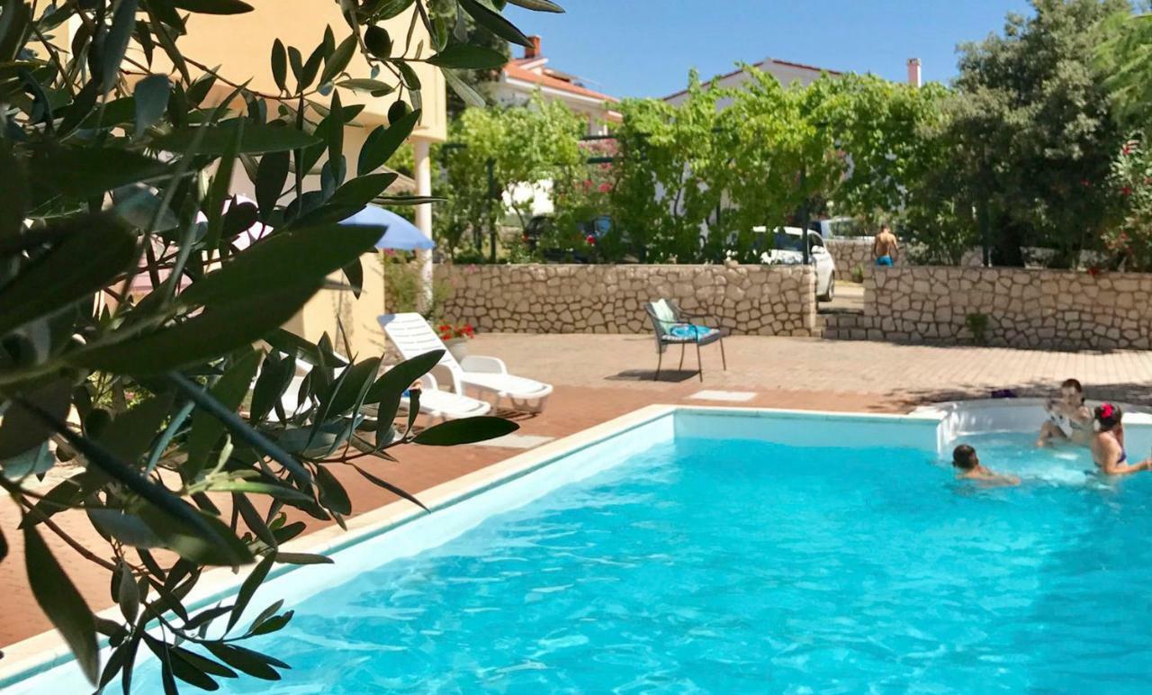 Apartments Villa Ana Mandre Kültér fotó